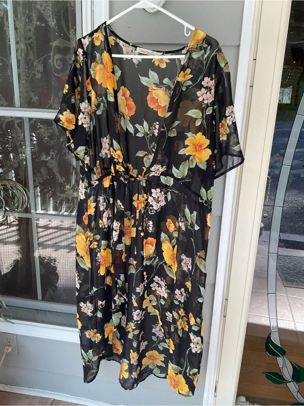 Liberty Love Womens Kimono Size 2X Black Floral Sheer Duster Swim Cover Up